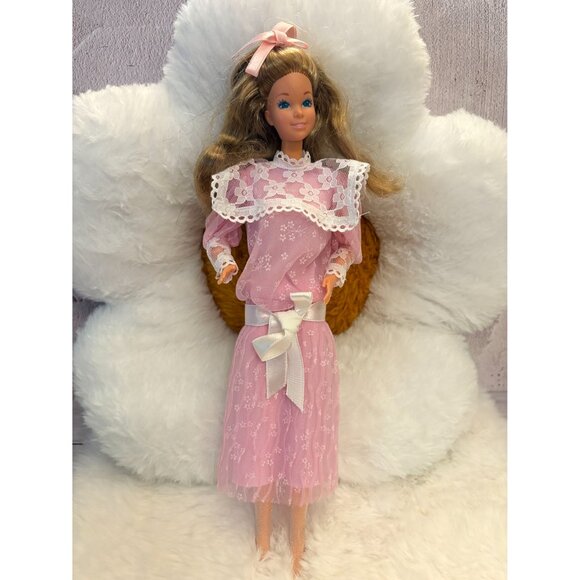 Barbie The Heart Family Mom 1984 Mattel Original Dress / Ring 9078 (SKU: 328TO) - Picture 4 of 16